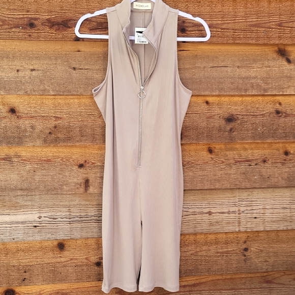 NICHOLAS Pants - NICHOLAS Paola Beige Ribbed Jumpsuit/Romper Design NWT Medium